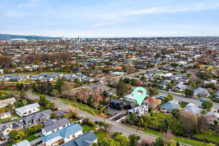 Photo of property in 125 Stapletons Road, Richmond, Christchurch, 8013