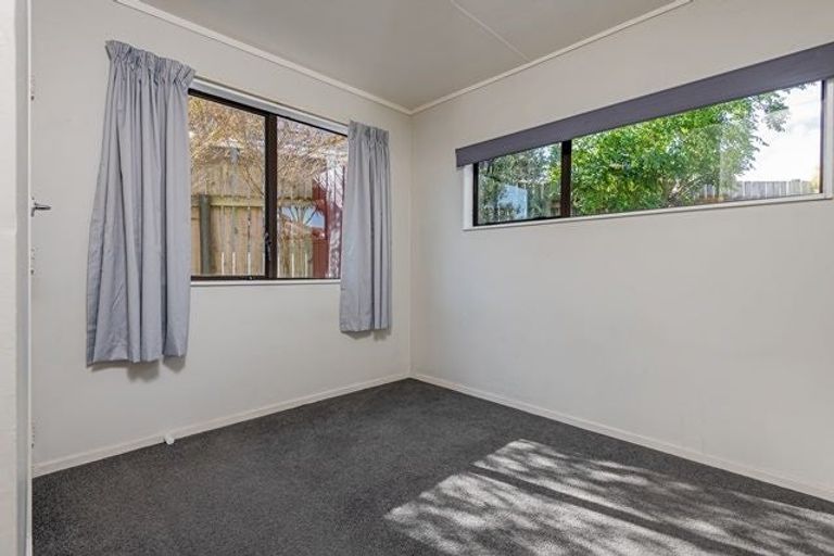 Photo of property in 72 Fraser Drive, Feilding, 4702