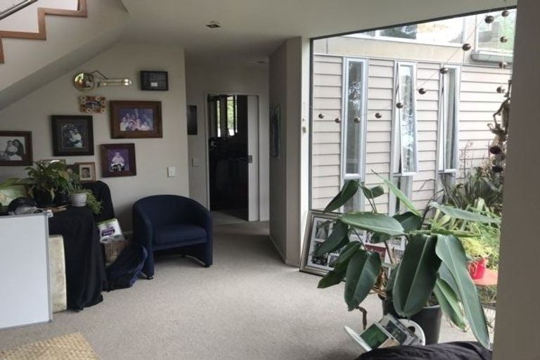 Photo of property in 137 Wade River Road, Wade Heads, Whangaparaoa, 0932