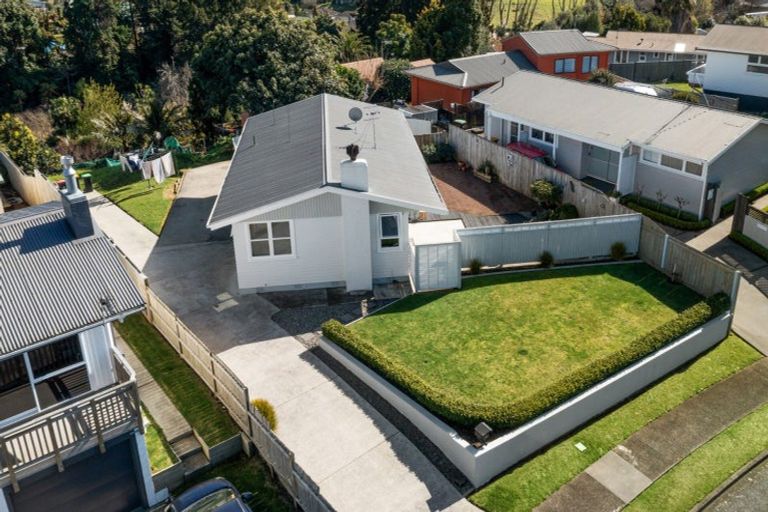 Photo of property in 110 Kingswood Road, Brookfield, Tauranga, 3110