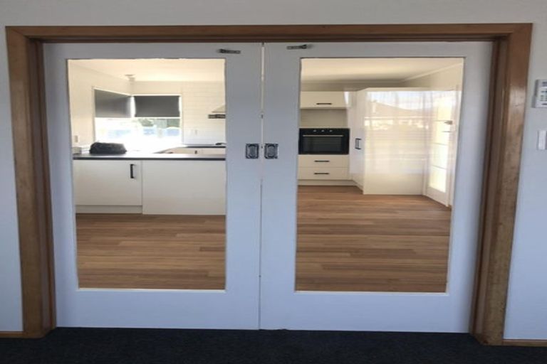 Photo of property in 27 Dorset Street, Levin, 5510