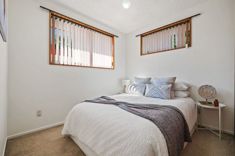 Photo of property in 2/267 Sawyers Arms Road, Bishopdale, Christchurch, 8053