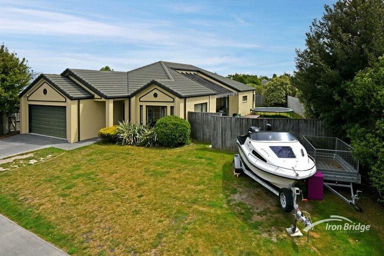 Photo of property in 65 Coolspring Way, Redwood, Christchurch, 8051