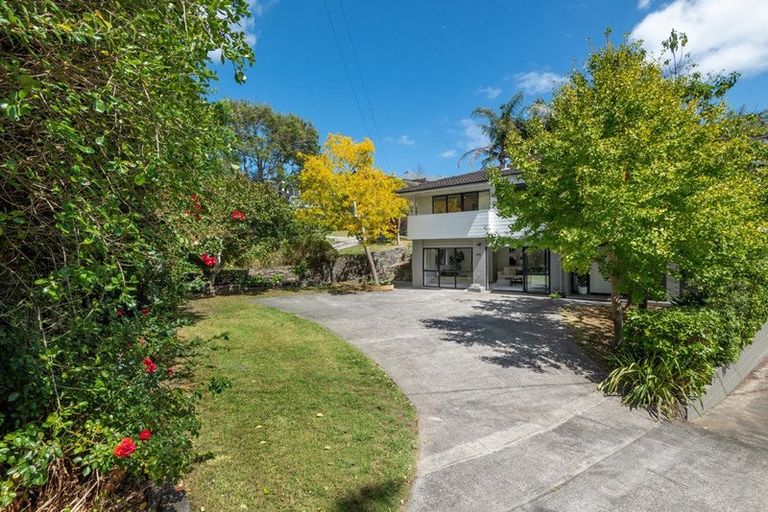 Photo of property in 1/20a Hauraki Road, Hauraki, Auckland, 0622