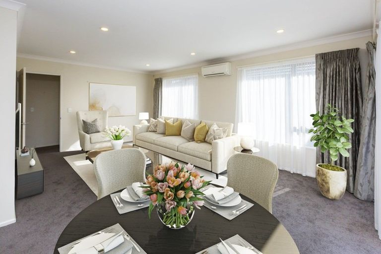 Photo of property in 4b Savage Crescent, Upper Hutt Central, Upper Hutt, 5018