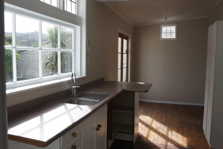 Photo of property in 242 Rintoul Street, Berhampore, Wellington, 6023