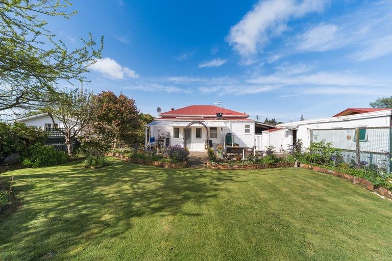 Photo of property in 7 Lambert Street, Marton, 4710