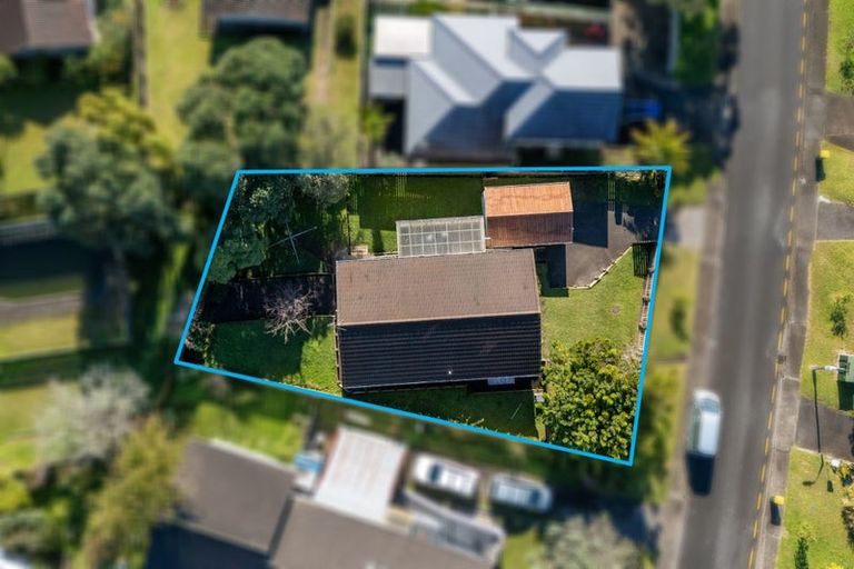 Photo of property in 3 Tesla Place, Totara Vale, Auckland, 0629