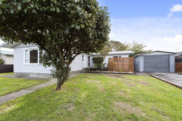 Photo of property in 52 Waite Street, Featherston, 5710