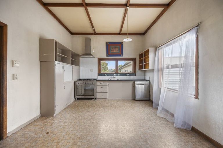 Photo of property in 817 Lyell Street, Akina, Hastings, 4122