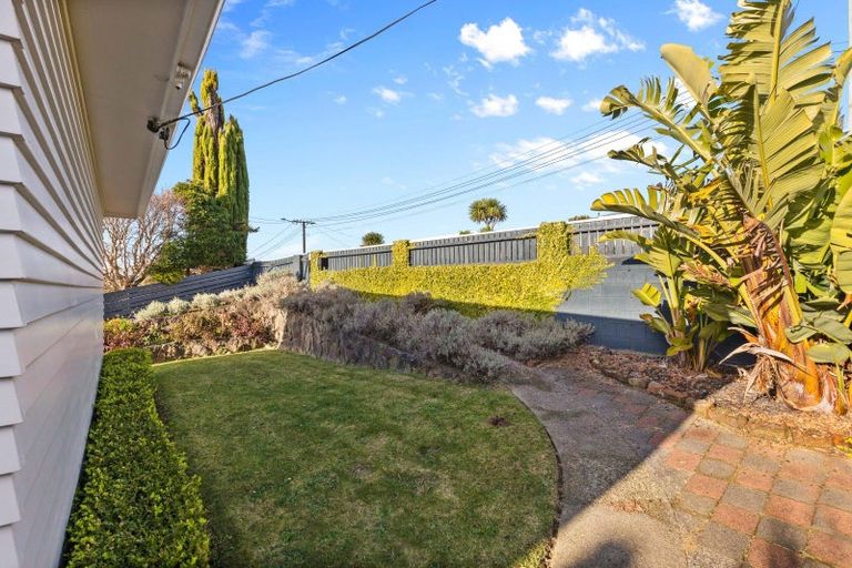 Photo of property in 22 Penrith Street, Westown, New Plymouth, 4310
