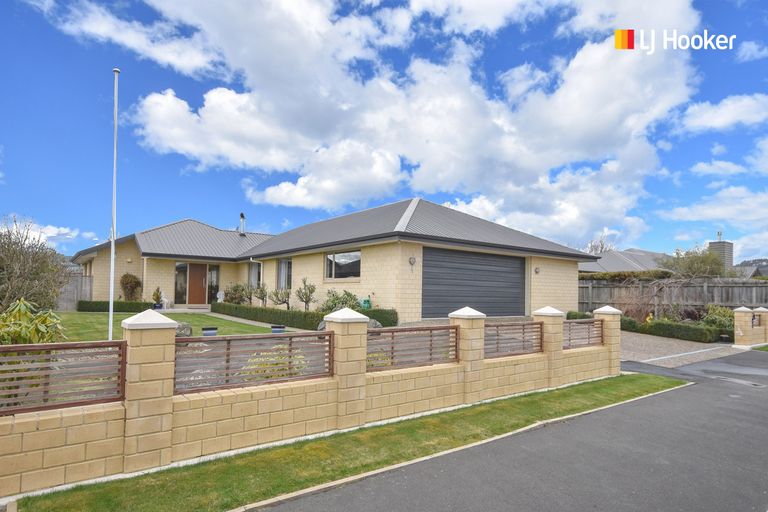 Photo of property in 4 Caledonia Drive, Mosgiel, 9024