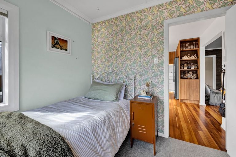 Photo of property in 19 Lawry Street, Blagdon, New Plymouth, 4310