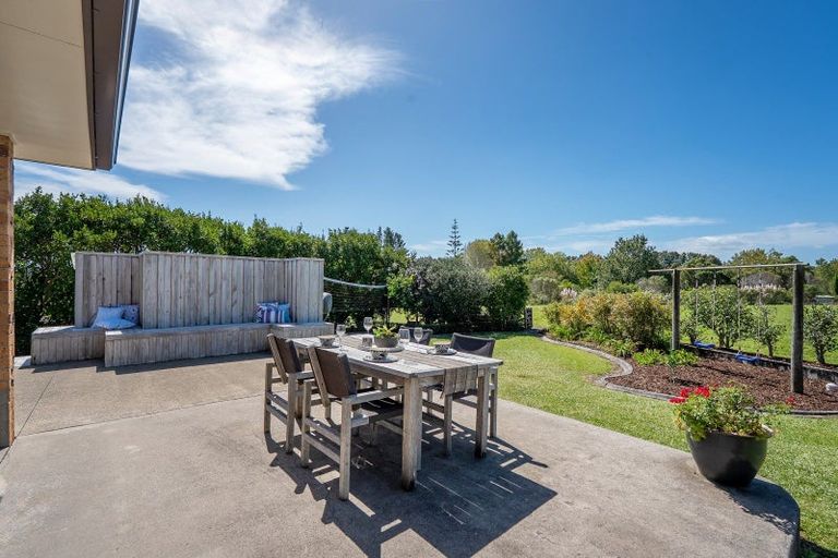 Photo of property in 20 Kennedy Road, Dairy Flat, Albany, 0792