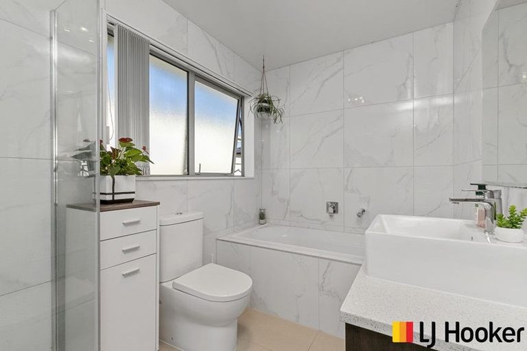 Photo of property in 38 Tawhiti Road, Pukekohe, 2120