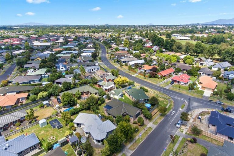 Photo of property in 4 Spinnaker Drive, Flagstaff, Hamilton, 3210