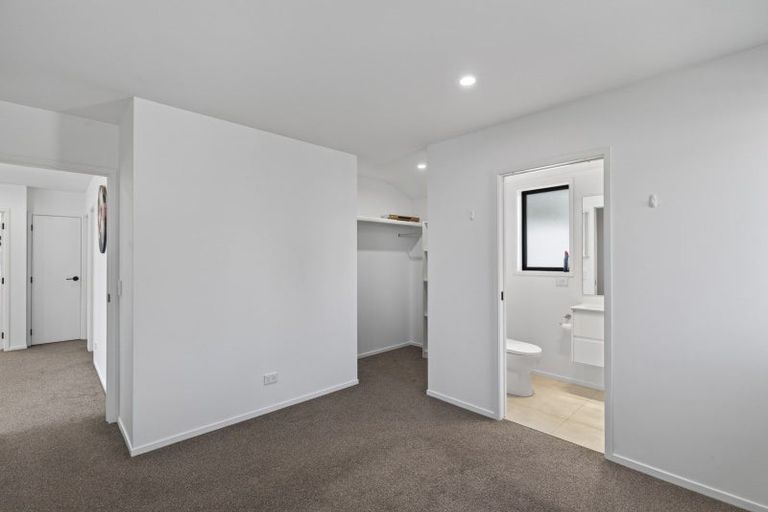 Photo of property in 6b Clerke Place, Marfell, New Plymouth, 4310