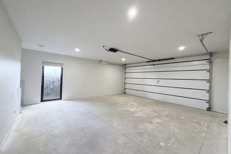 Photo of property in 3 Toporoa Street, Karaka, 2113