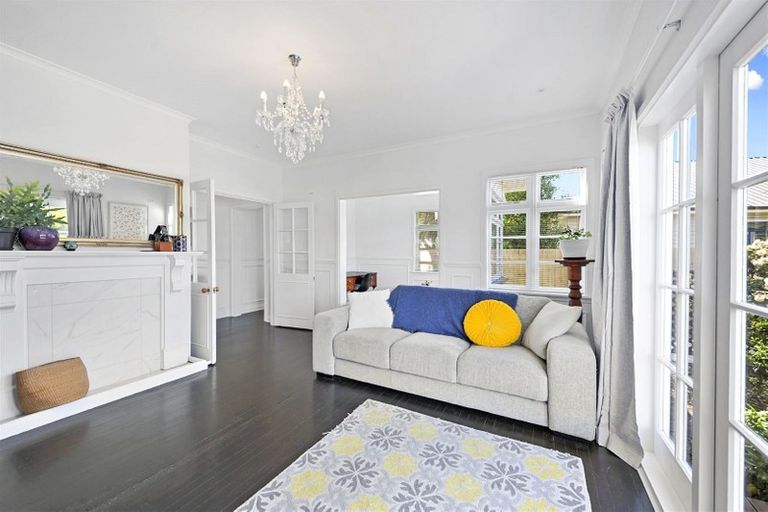 Photo of property in 139 Wilsons Road, Saint Martins, Christchurch, 8022