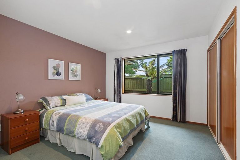 Photo of property in 6 Empress Place, Halswell, Christchurch, 8025