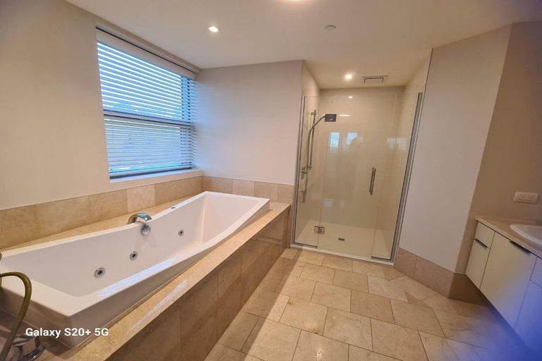 Photo of property in 4/28a Carlton Mill Road, Merivale, Christchurch, 8014