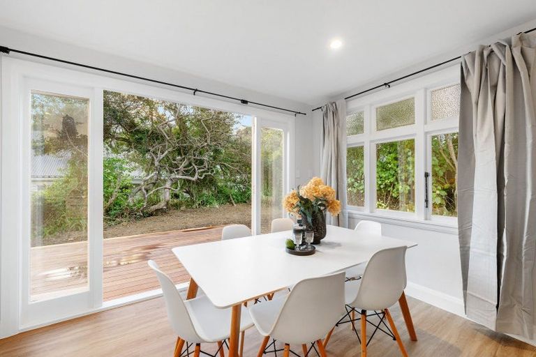 Photo of property in 7 Homebush Road, Khandallah, Wellington, 6035