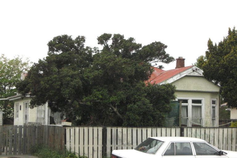 Photo of property in 2/54 Hills Road, Edgeware, Christchurch, 8013