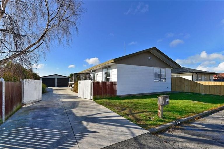 Photo of property in 8 Peckham Lane, Woolston, Christchurch, 8062