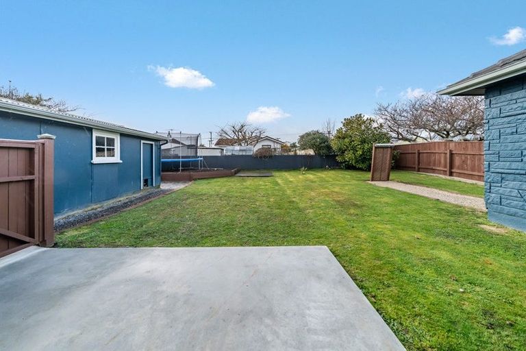 Photo of property in 17 Weka Grove, Elderslea, Upper Hutt, 5018
