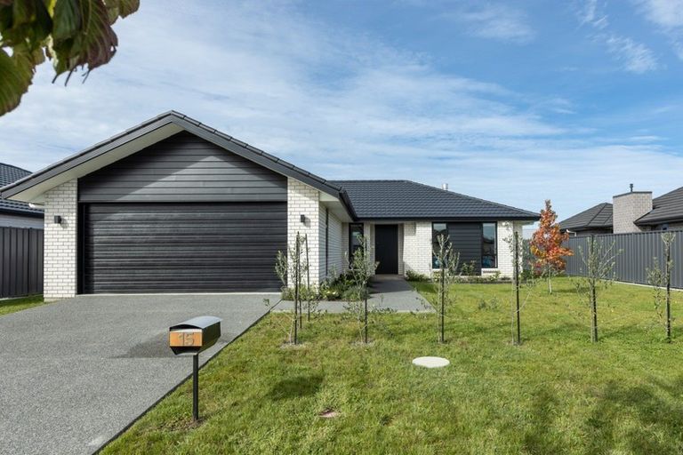 Photo of property in 15 Hikawera Drive, Frimley, Hastings, 4120