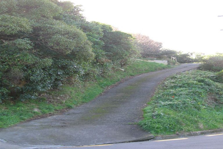 Photo of property in 11 Airlie Road, Plimmerton, Porirua, 5026