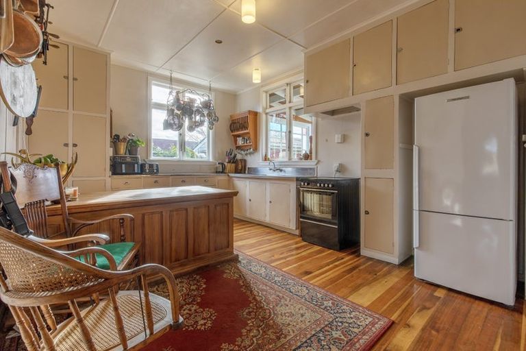 Photo of property in 43 Gordon Street, Dannevirke, 4930