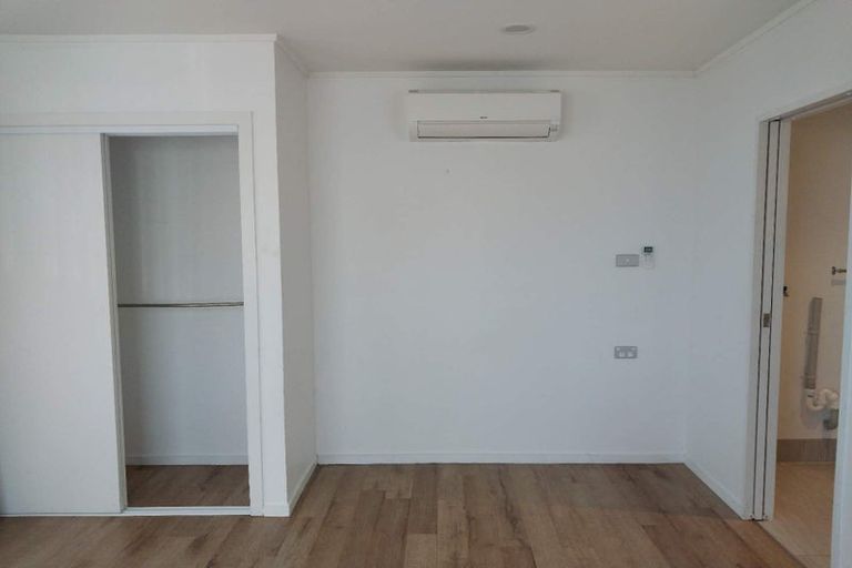 Photo of property in 16 Studfall Street, Pakuranga Heights, Auckland, 2010