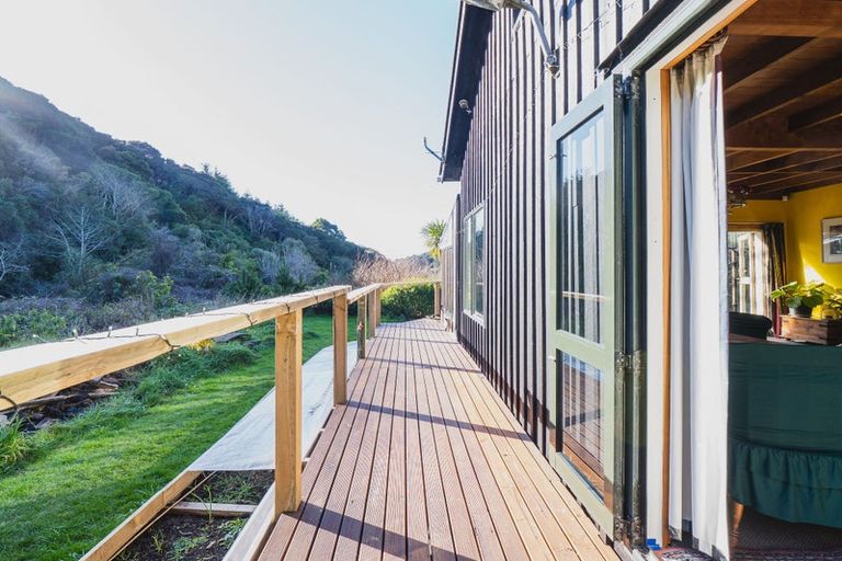 Photo of property in 333 Little Akaloa Road, Little Akaloa, Akaroa, 7583