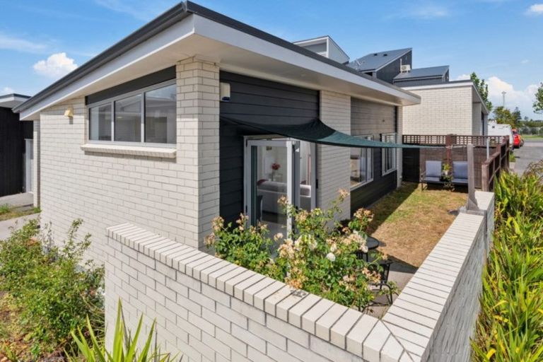 Photo of property in 10 Squadron Drive, Hobsonville, Auckland, 0616