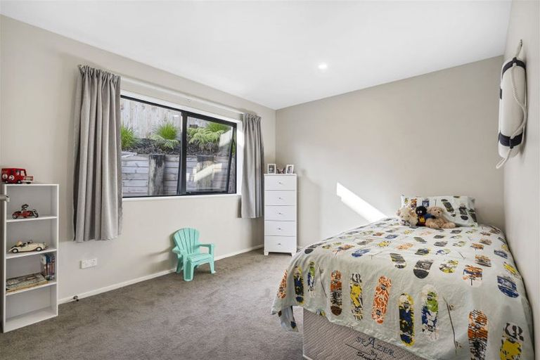 Photo of property in 39 Symes Drive, Red Beach, 0932