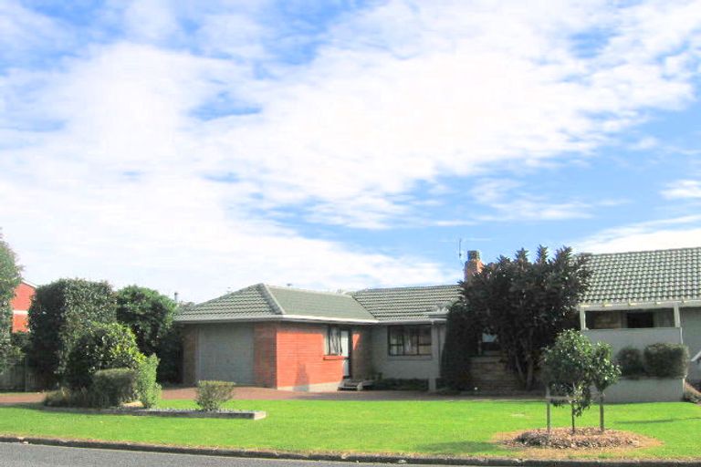 Photo of property in 22 Coates Road, Papatoetoe, Auckland, 2025