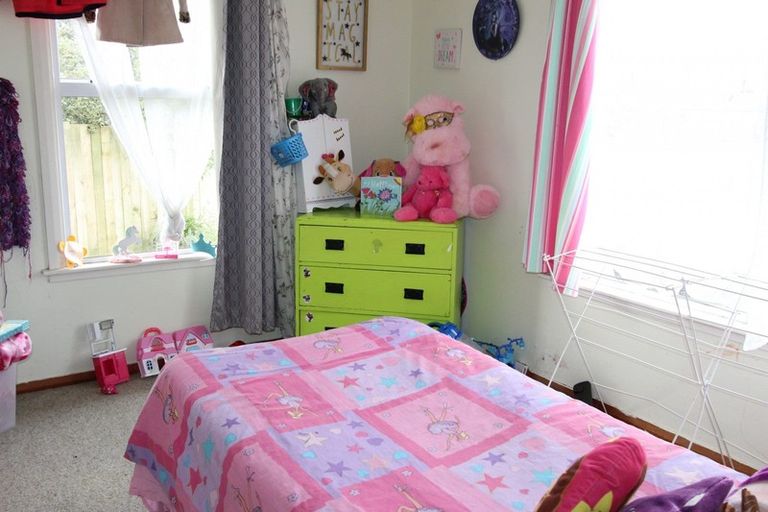 Photo of property in 24 Wilson Street, Pahiatua, 4910