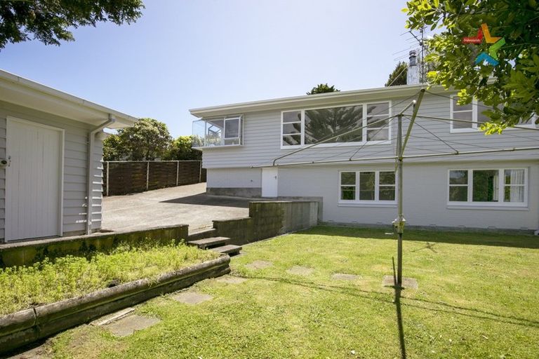 Photo of property in 10 Major Drive, Kelson, Lower Hutt, 5010