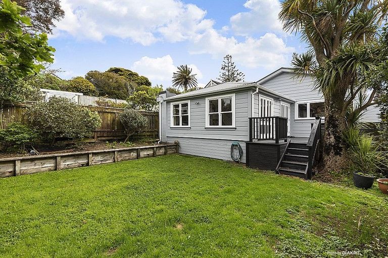 Photo of property in 7 Messines Road, Karori, Wellington, 6012