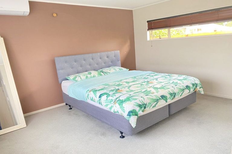 Photo of property in 37b Harrington Road, Henderson, Auckland, 0610
