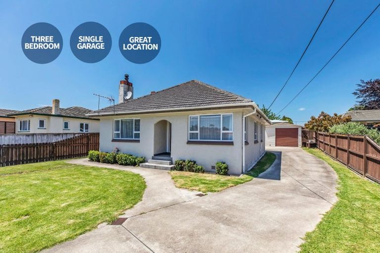 Photo of property in 15 Howden Street, Waiuku, 2123