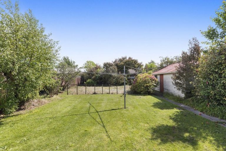 Photo of property in 63 Coopers Road, Dallington, Christchurch, 8061