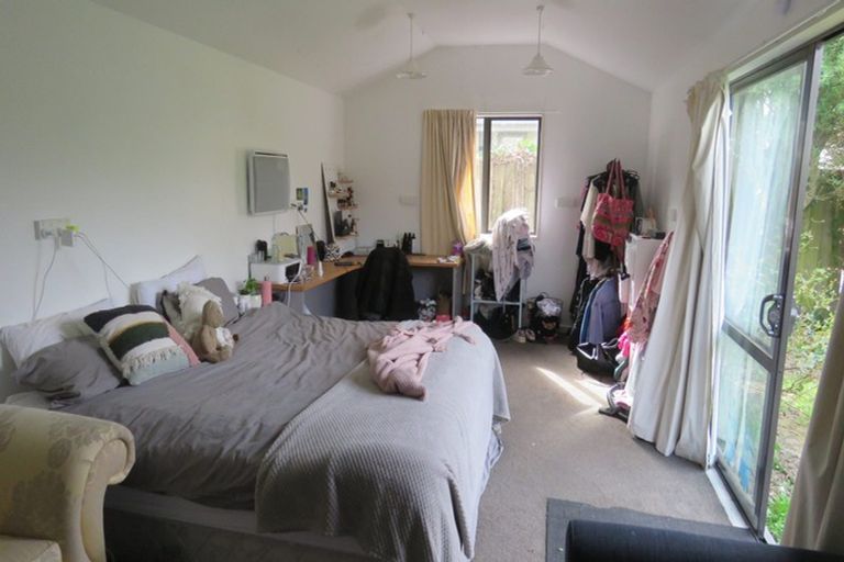 Photo of property in 12 Montana Avenue, Ilam, Christchurch, 8041