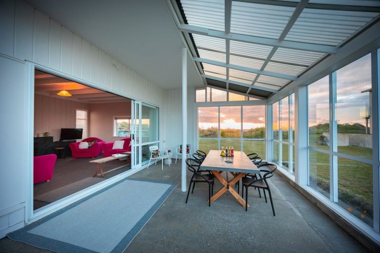 Photo of property in 10 Marine Parade South, Foxton Beach, Foxton, 4815