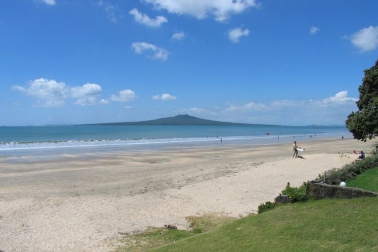 Photo of property in 2/14 Esmonde Road, Takapuna, Auckland, 0622