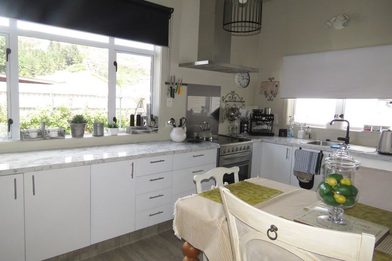 Photo of property in 47 Shiel Street, Reefton, 7830