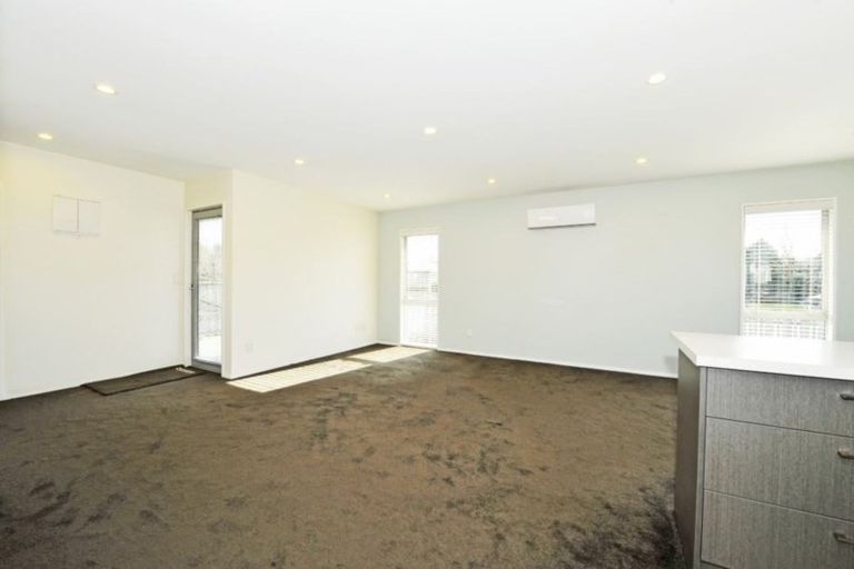 Photo of property in 2/192 Woodham Road, Linwood, Christchurch, 8062