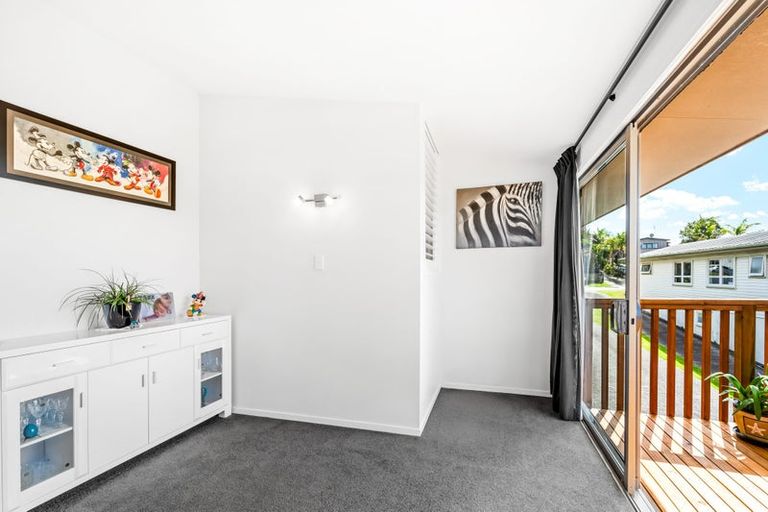 Photo of property in 19b Albatross Road, Red Beach, 0932