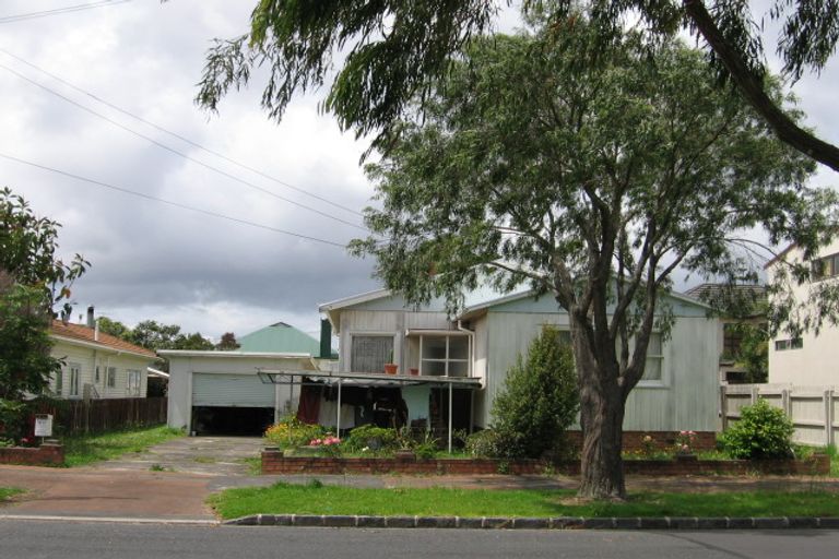 Photo of property in 44 St Michaels Avenue, Point Chevalier, Auckland, 1022